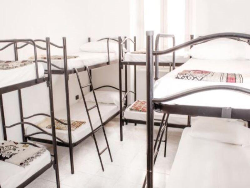 Melting Pot Rome Hostel ภายนอก รูปภาพ