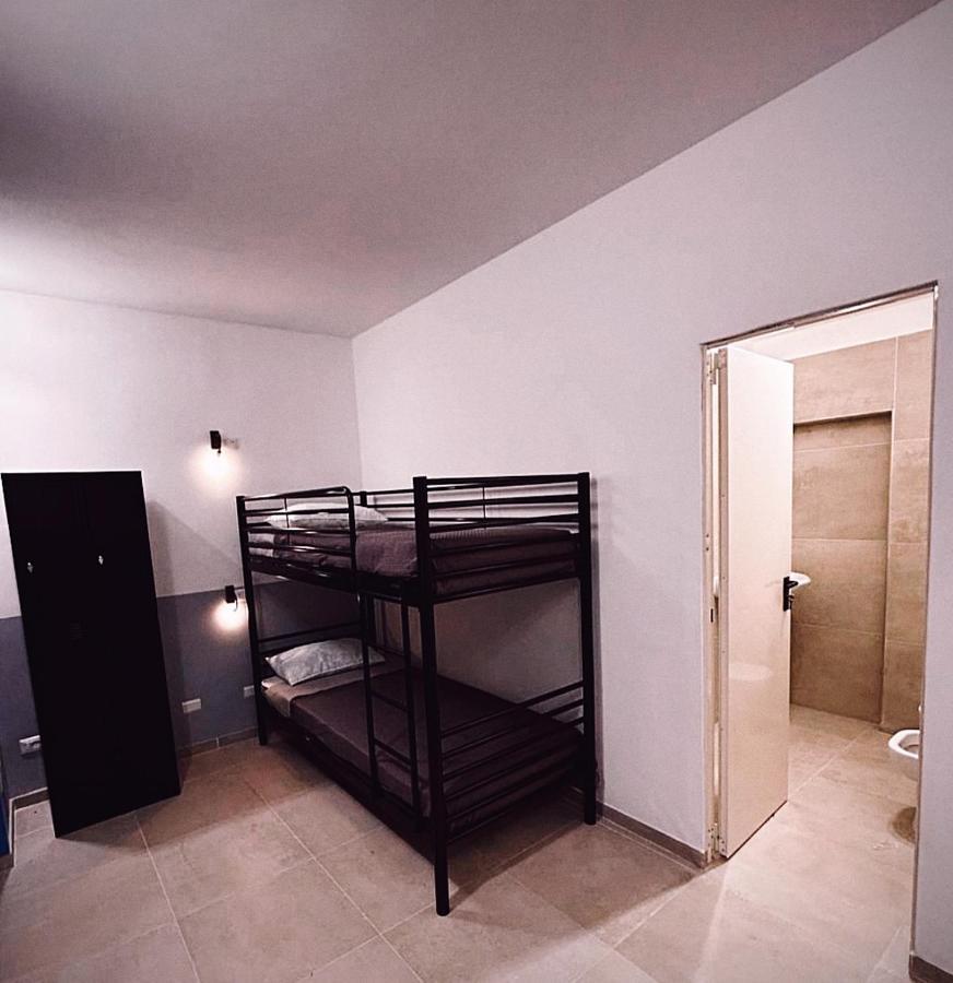 Melting Pot Rome Hostel ภายนอก รูปภาพ
