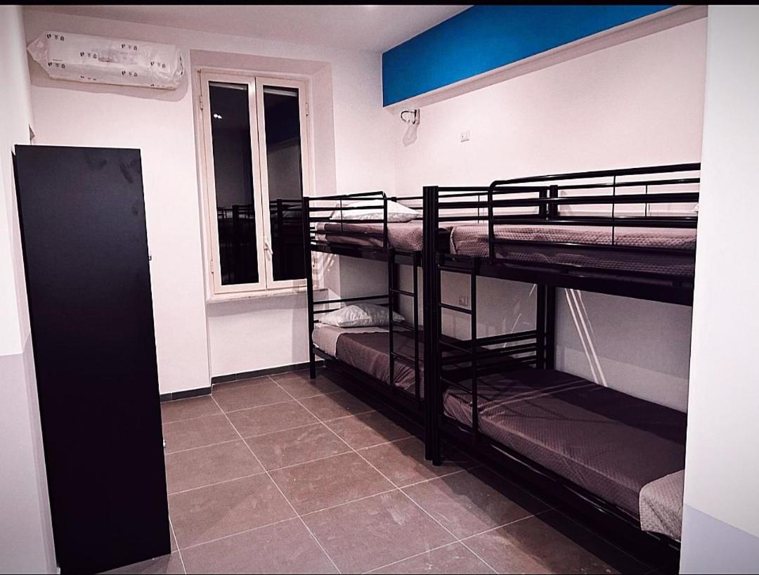 Melting Pot Rome Hostel ภายนอก รูปภาพ
