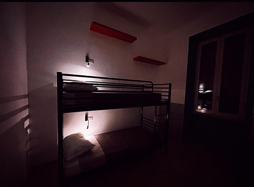 Melting Pot Rome Hostel ภายนอก รูปภาพ