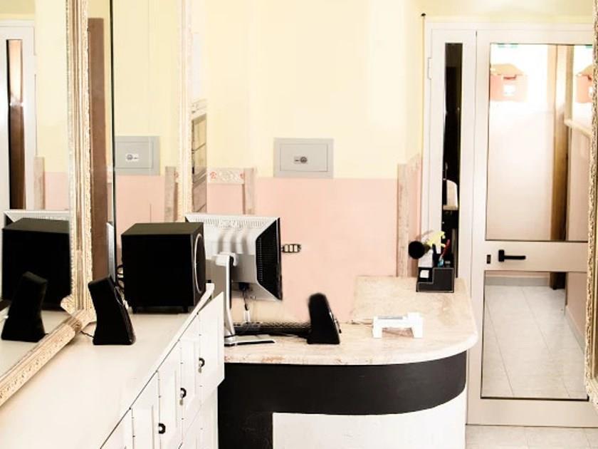 Melting Pot Rome Hostel ภายนอก รูปภาพ